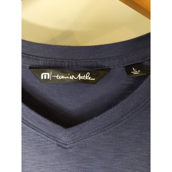 Men's Travis Mathew Navy V-Neck T-Shirt Size L Premium Pima Cotton Modal Blend - Picture 3 of 7